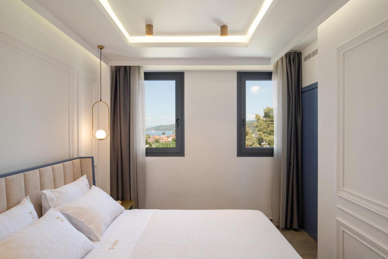 Acropol Golden Suites ネオス・マルマラス エクステリア 写真