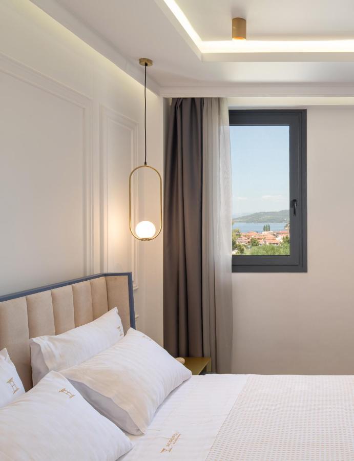 Acropol Golden Suites ネオス・マルマラス エクステリア 写真